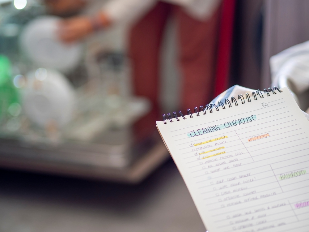 Bedroom Spring Cleaning Checklist: Your Essential Guide to Refreshing Your Space