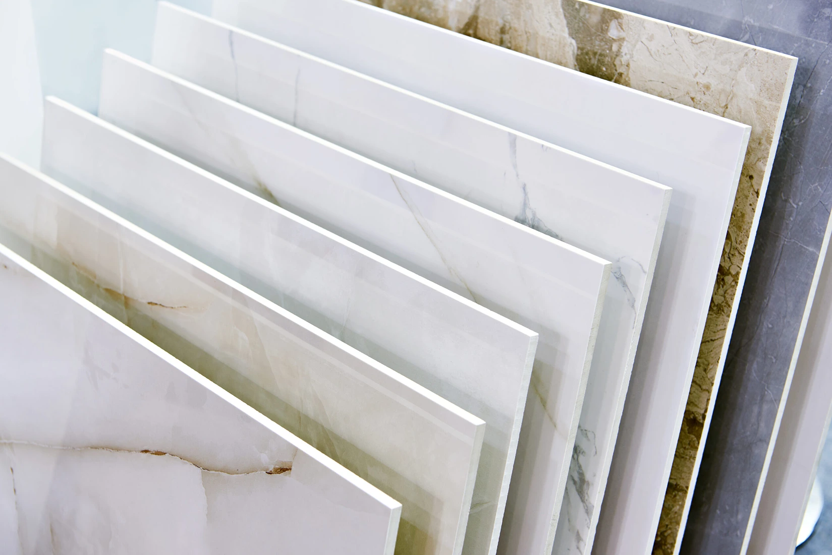 Ceramic vs Porcelain Tile: Choosing the Right Option for Your Home