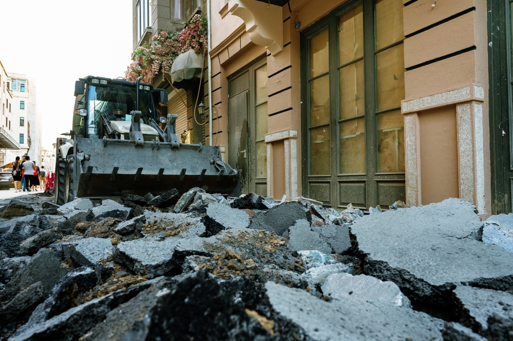 Fountain Removal: Efficient Strategies for Urban Landscapes
