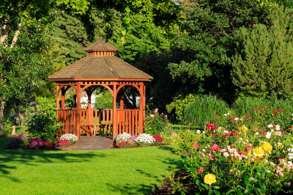 Gazebo Removal: Efficient Strategies for Safe Dismantling