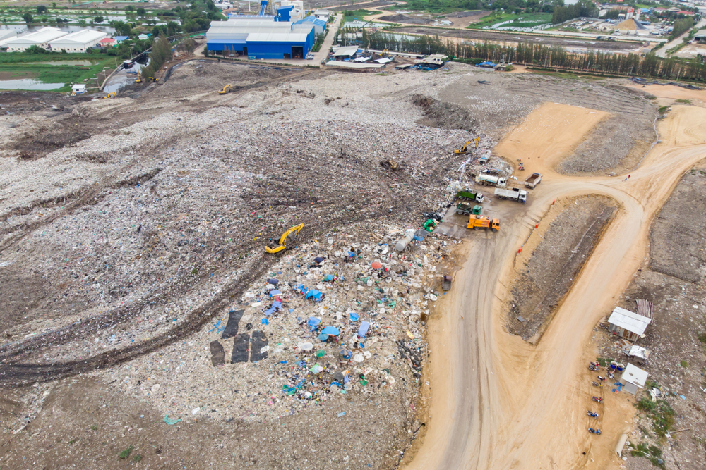How Much Is It to Take Stuff to the Dump: Understanding Disposal Fees