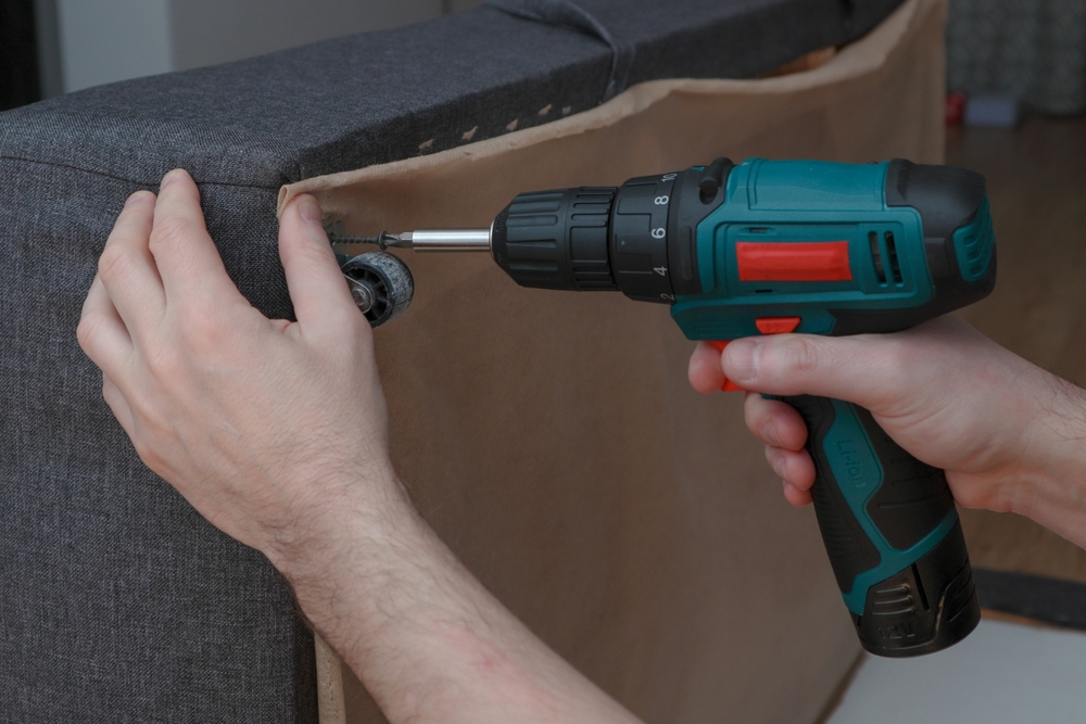 How to Take a Couch Apart: A Step-by-Step Guide