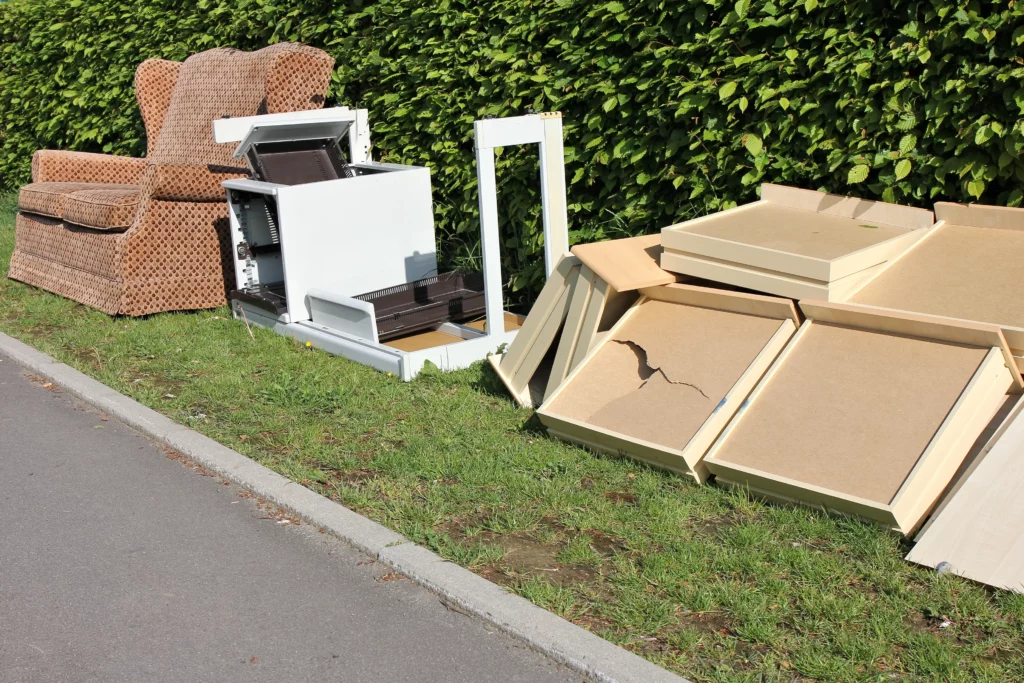 Old Furniture Removal: A Guide to Efficient Disposal Options