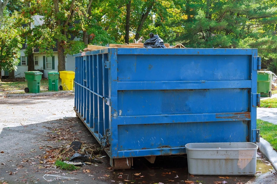 Kansas City Roll Off Rentals: Do I Need a Small Dumpster or a Large Dumpster? 