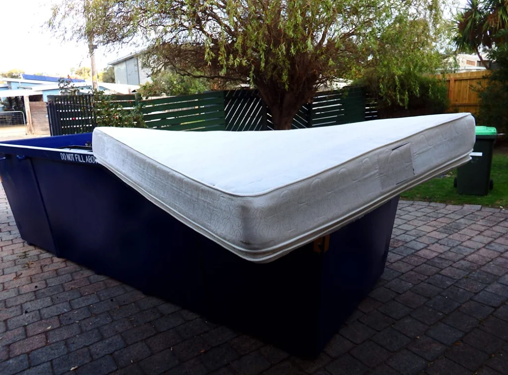 Woodstock Junk Removal & Mattress Disposal